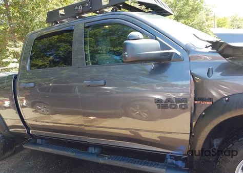 2015 Ram 1500 Tradesman z USA, uszkodzony, nr VIN 1C6RR7STXFS673699